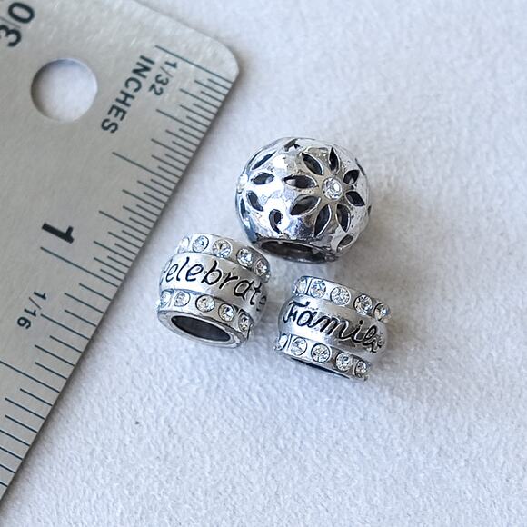 Brighton 3 PC Spacer Beads Charms Silver Plated Flower Celebrate Family Set Lot - Picture 5 of 5